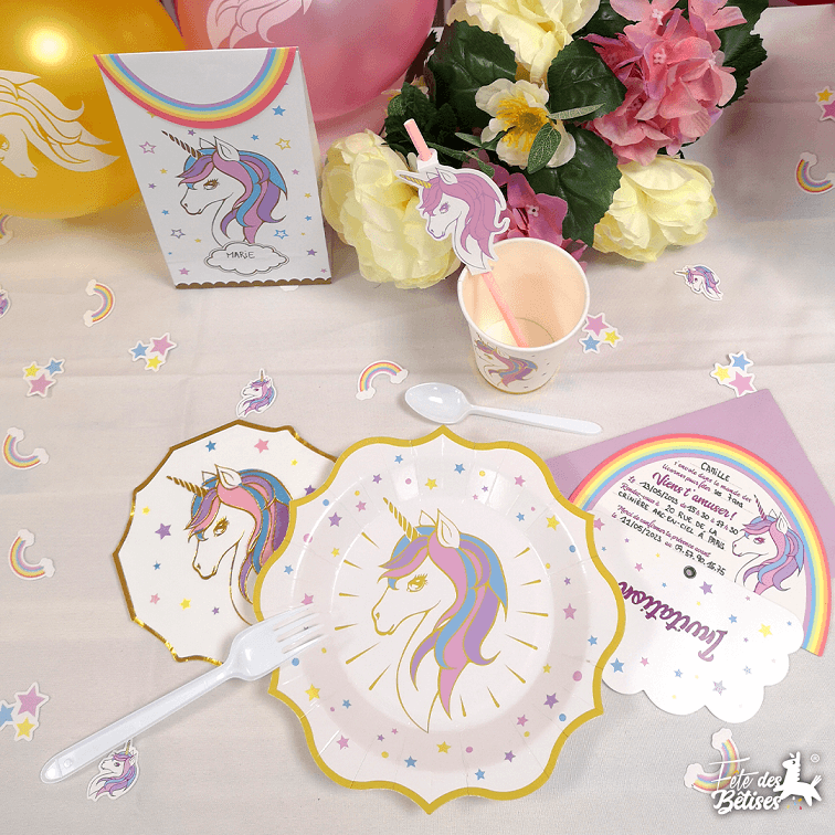 Assiette anniversaire multicolore en carton Licorne (x6) 20cm