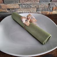 10045 pliage de serviette tissu airlaid nature champetre vert olive noeud jute