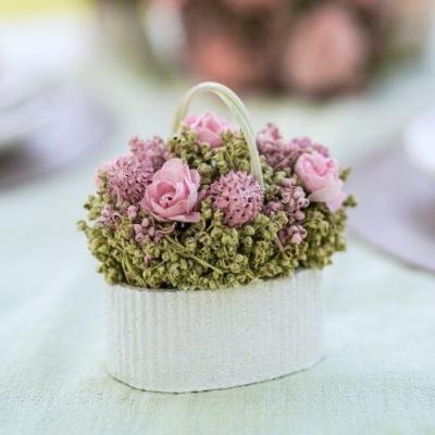 12623 decoration naturel champetre bouquet panier fleurs roses