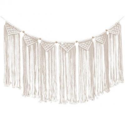 12648 guirlande a franges en macrame avec perles decoration boheme