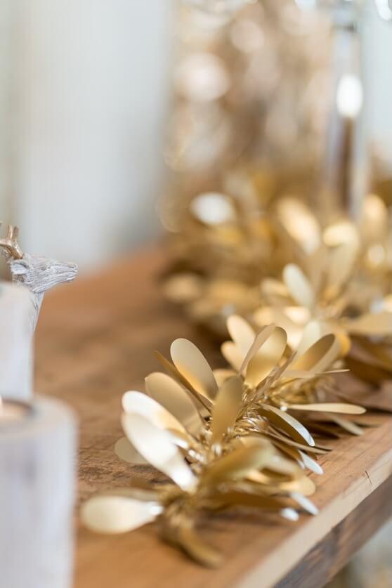 13602 decoration guirlande doree or de noel libellule