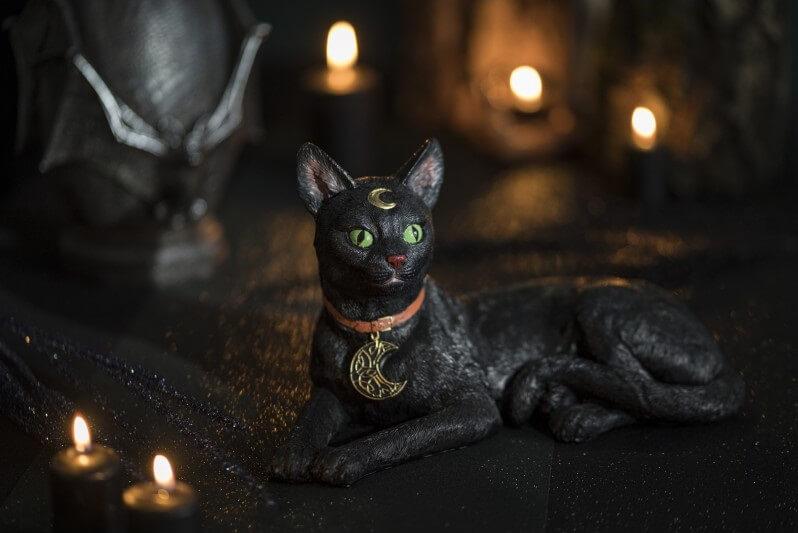 13645 decoration halloween chat noire en resine