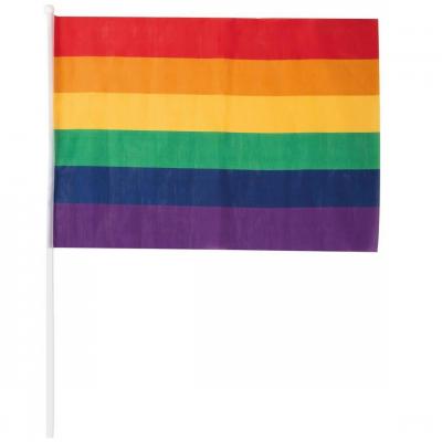 29736 drapeau a main arc en ciel multicolore gay pride