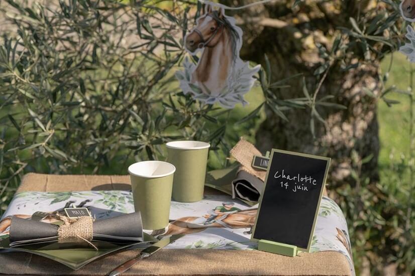 3348 decoration marque table ardoise et bois vert olive sauge