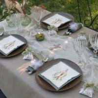 6805 decoration de table communion rouleau nappe airlaid taupe 10m