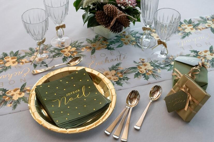 7169 decoration de table noel assiette dore or metallisee