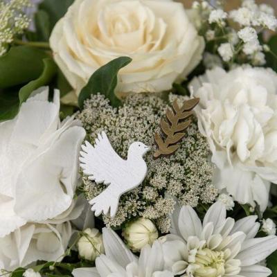 7638 decoration de table a parsemer communion colombe epis de ble blanc dore or