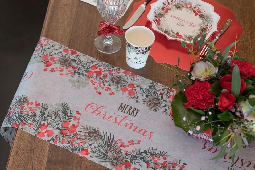 7682 decoration fete noel chemin de table merry christmas champetre nature rouge