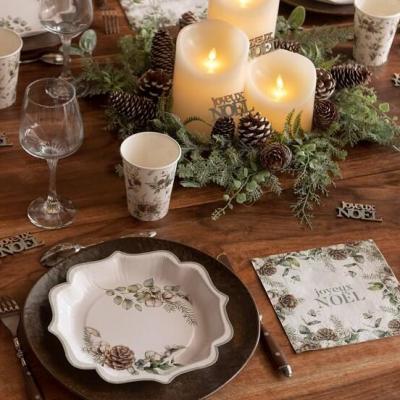 7756 decoration couronne noel feuillage pomme de pin