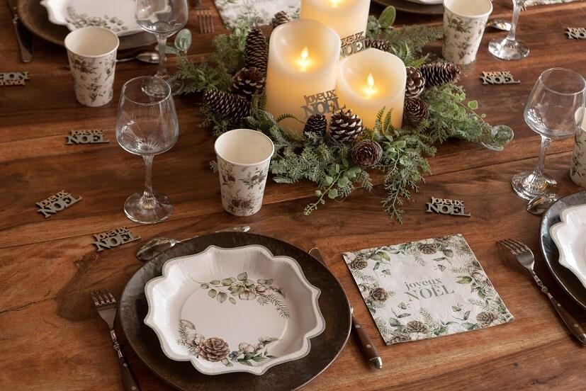 7756 couronne noel pomme de pin feuillage