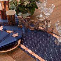 7797 decoration chemin de table elegant bleu marine et rose gold
