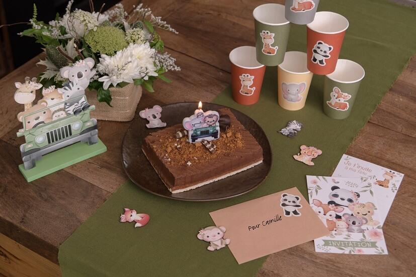 7881 decoration centre de table en bois anniversaire enfant explorateur animaux