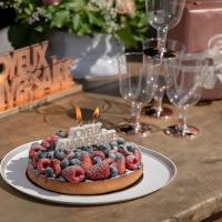 7979 decoration bougie joyeux anniversaire rose gold