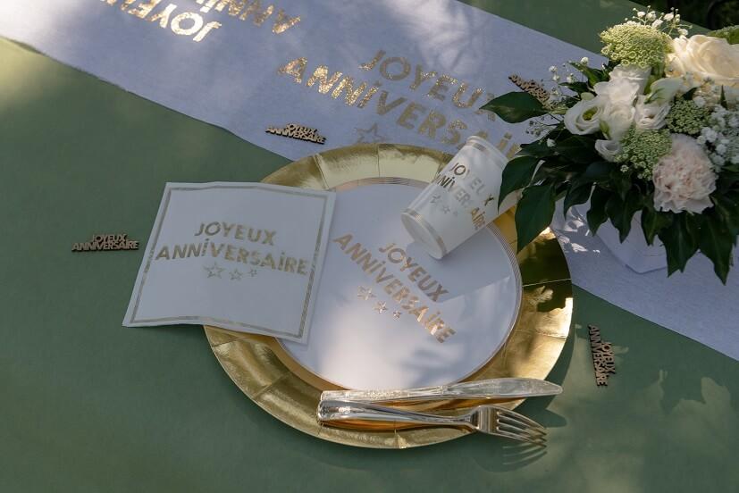 7983 assiette carton joyeux anniversaire elegant blanc dore or metallise
