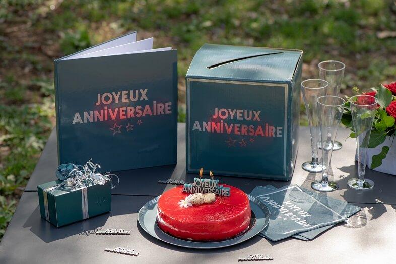 7987 tirelire urne joyeux anniversaire bleu canard argent