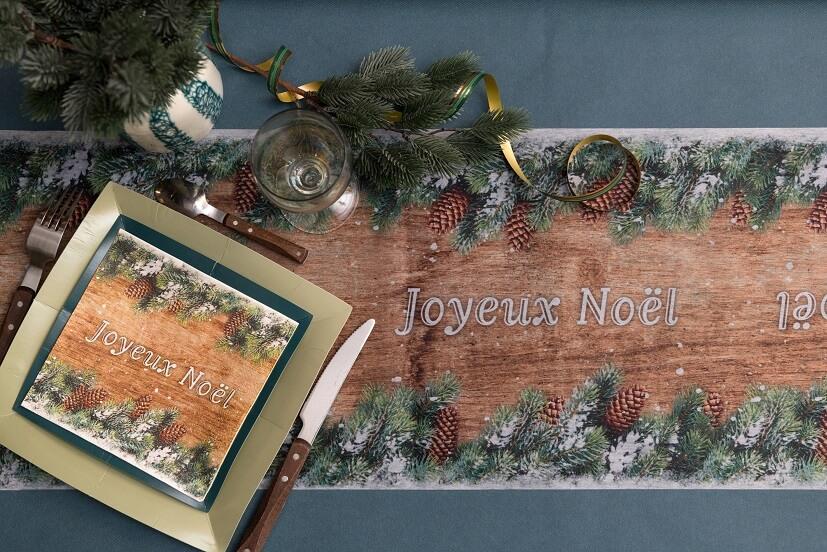 8085 chemin de table joyeux noel avec decoration hivernale
