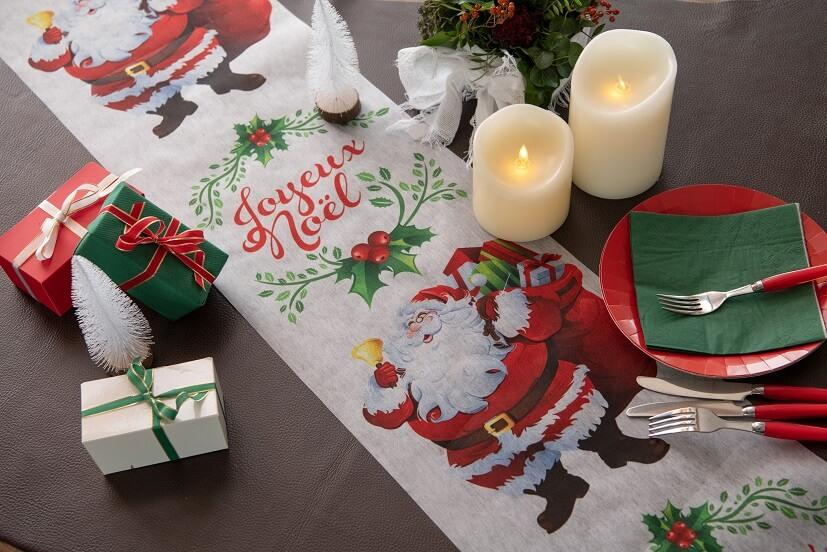 8277 decoration chemin de table pere noel rouge