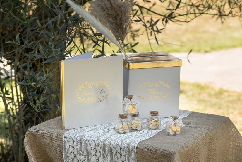 8326 decoration tirelire urne fete elegante ivoire beige merci dore or metallique