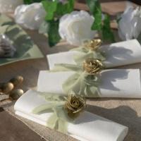 8515 pliage de serviette ruban vert sauge olive crepe