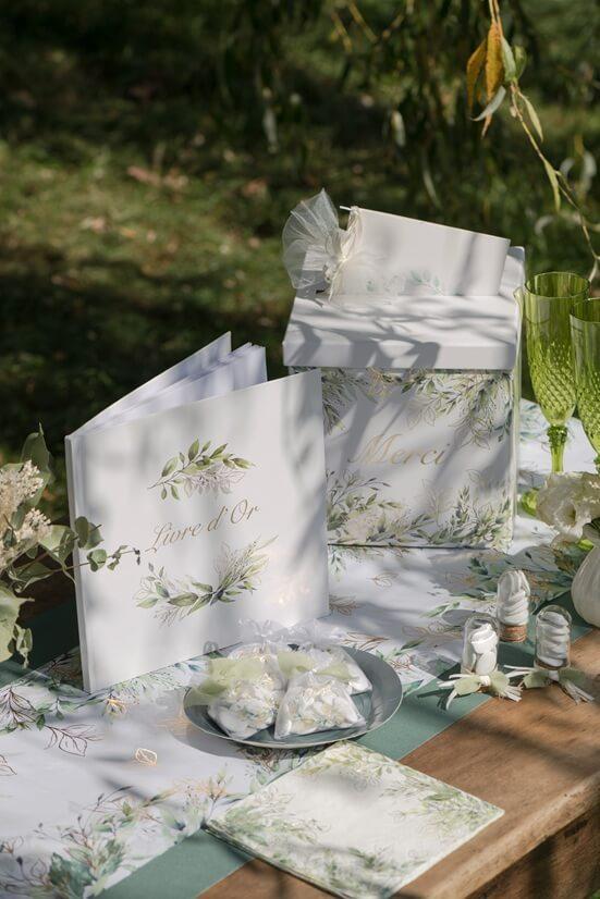 8556 tirelire urne feuillage vert naturel champetre merci