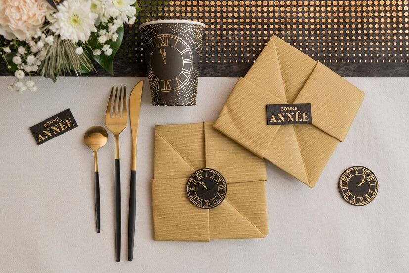 8577 gobelet verre carton horloge du nouvel an noir et dore or metallique