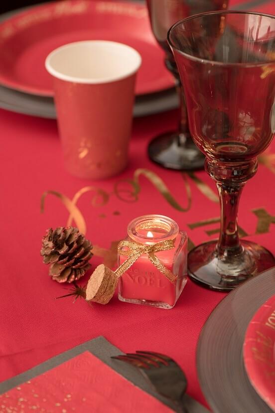 8713 bougie noel dore or et rouge dans pot verre