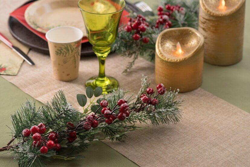 8738 branche decorative de houx de noel rouge et verte