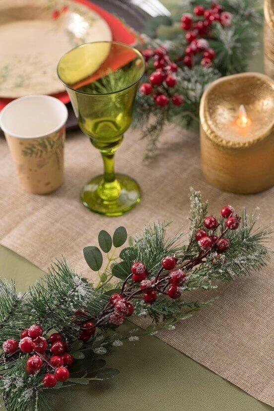 8738 decoration branche de houx de noel rouge et verte