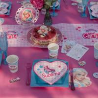 8774 decoration assiette carton coeur anniversaire poupee girly rose