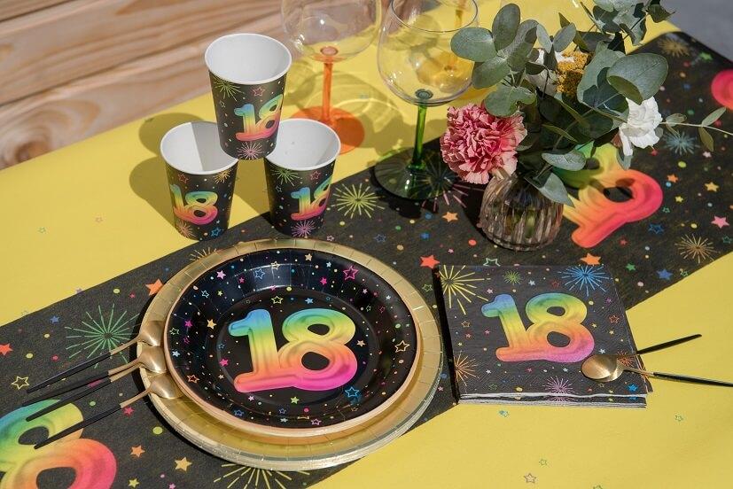 9013 vaisselle assiette ronde carton anniversaire 18ans noire multicolore