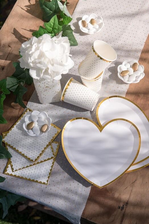 Assiette mariage st valentin coeur en carton blanche et doree