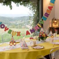 Banderole anniversaire avec lettres multicolores