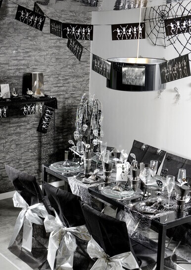 Banderole squelette halloween 2