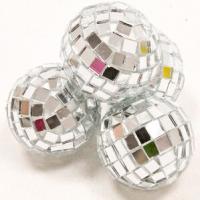 Boule a facettes disco argent 1