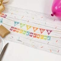 Ch590 decoration chemin de table joyeux anniversaire multicolore en toile