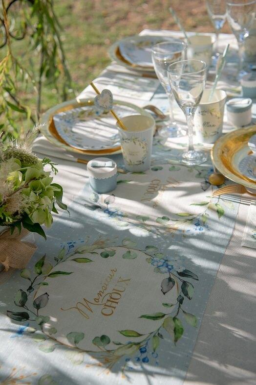 Chemin de table baby shower garcon bleu
