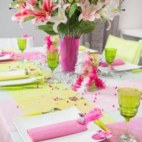 Chemin de table fanon fuchsia et vert