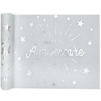 Chemin de table joyeux anniversaire blanc et argent metallique