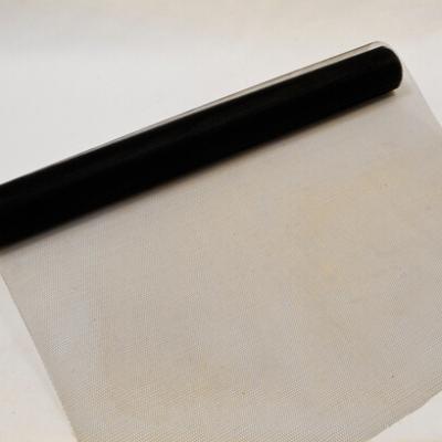 Chemin de table tulle noir