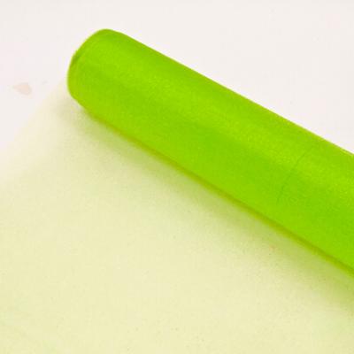 Chemin de table vert menthe organza brillant