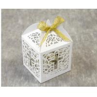 Confection de dragee communion blanc et or