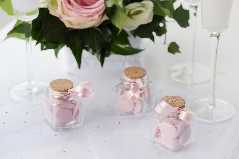 Confection de dragee pot en verre carre