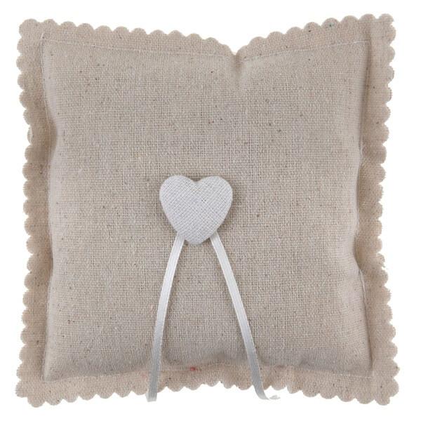 Coussin a alliance naturel champetre avec coeur