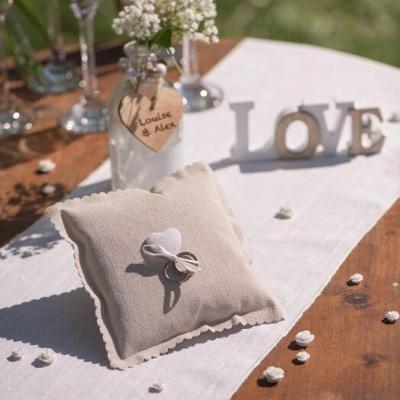 Coussin a alliance naturel champetre et coeur
