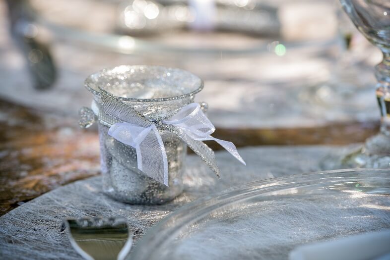 Creation de dragee blanc et argent 1