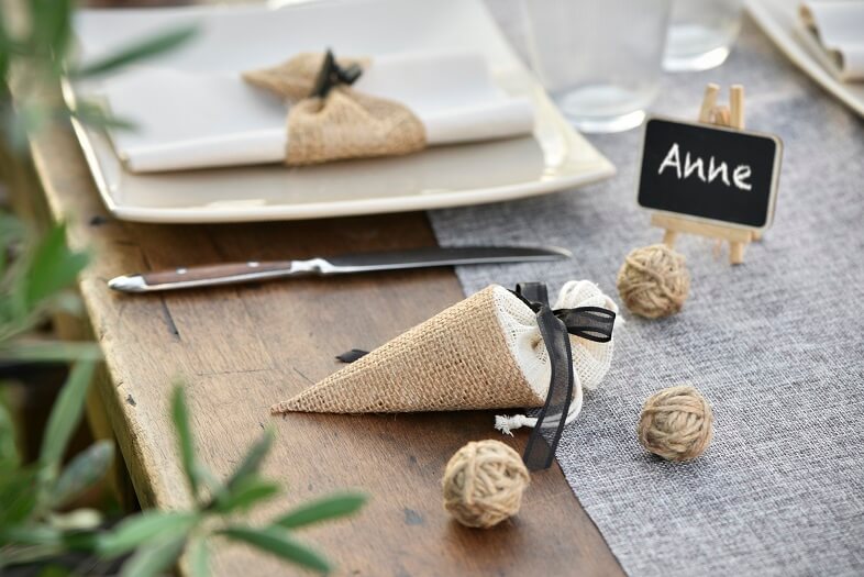 Creation de dragee noir et naturel