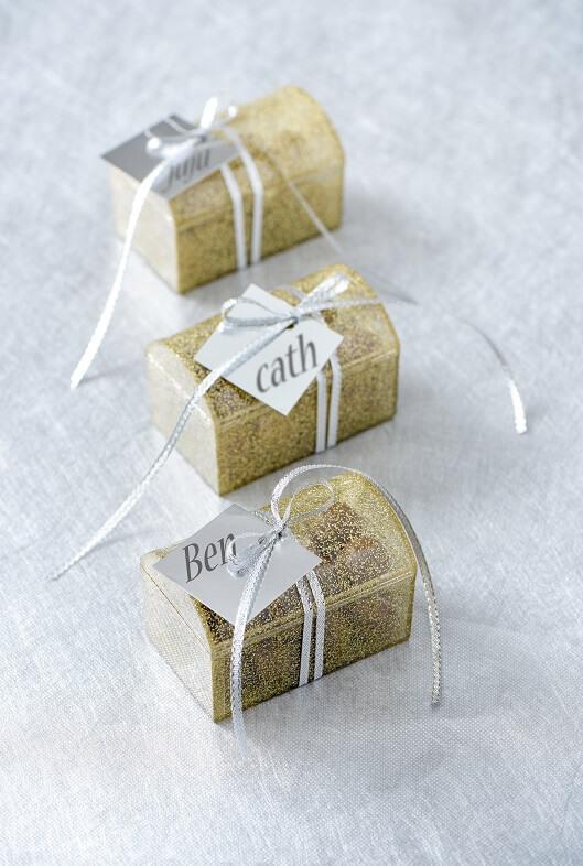 Creation dragee personnalisation avec ruban argent