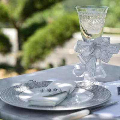 Decoration avec noeud blanc