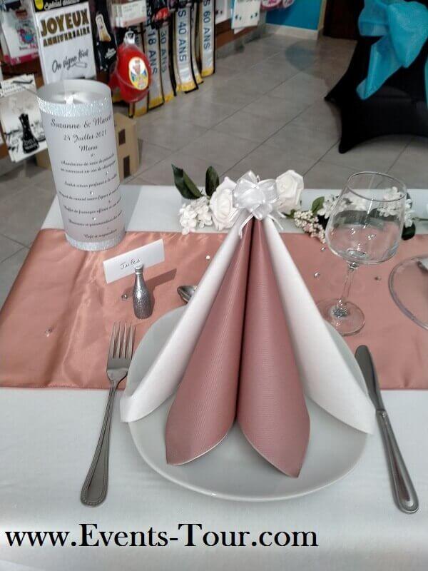 Decoration avec serviette de table rose gold