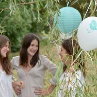 Decoration ballon blanc et vert en latex baby shower